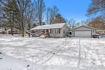 565 N Marshall Avenue, Marshall, MI 49068 - Photo 3
