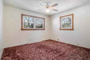 565 N Marshall Ave, Marshall, MI 49068 - Photo 11