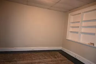 210 Amity Ave, Muskegon, MI 49442 - Photo 9