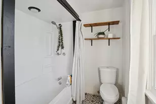 911 4th St, Jackson, MI 49203 - Photo 9