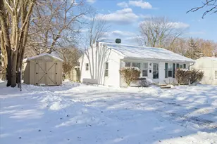 2902 Emerald Dr, Kalamazoo, MI 49001 - Photo 3