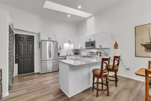 7156 Sturnbridge, West Bloomfield, MI 48322 - Photo 15