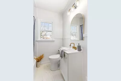 911 Napier Avenue, Saint Joseph, MI 49085 - Photo 29