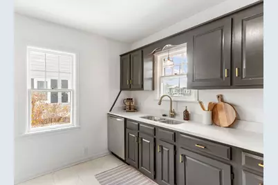 911 Napier Avenue, Saint Joseph, MI 49085 - Photo 19