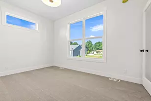 659 Waterford Village Dr NW, Grand Rapids, MI 49534 - Photo 11