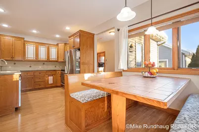 5261 Applewood Drive SW, Grandville, MI 49418 - Photo 11