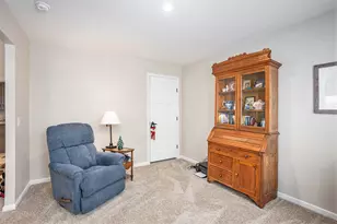 5219 Hollow Ln, Holland, MI 49423 - Photo 13