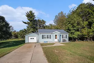 120 S Woodrow Ave S, Battle Creek, MI 49015 - Photo 1