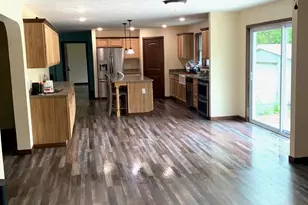 33067 School St, Dowagiac, MI 49047 - Photo 11