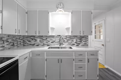 1110 Denway Drive, Kalamazoo, MI 49008 - Photo 7