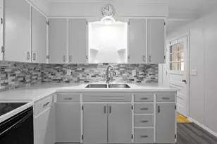 1110 Denway Dr, Kalamazoo, MI 49008 - Photo 7