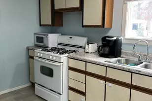 3764 Liberty Ave, Muskegon, MI 49442 - Photo 9