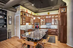 109 W Washington Ave, Jackson, MI 49201 - Photo 1