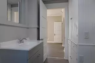 38 East Ave N, Battle Creek, MI 49017 - Photo 9