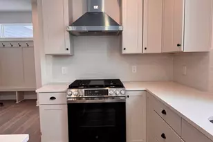 8288 Eagle Peak Dr, Jenison, MI 49428 - Photo 3