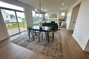 8288 Eagle Peak Dr, Jenison, MI 49428 - Photo 15