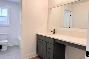 8288 Eagle Peak Dr, Jenison, MI 49428 - Photo 19