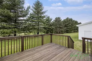 13633 Iris Ln, Cedar Springs, MI 49319 - Photo 3