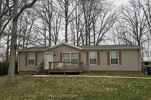 493 Richard St, Quincy, MI 49082 - Photo 1