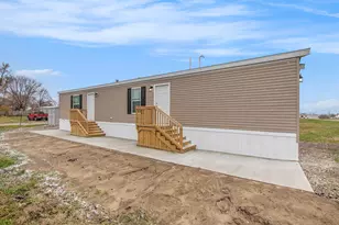 59733 Decatur Rd, Cassopolis, MI 49031 - Photo 1