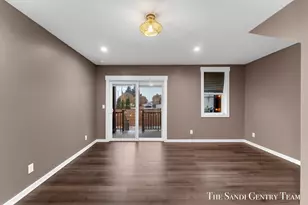 300 N 7th St, Grand Haven, MI 49417 - Photo 23