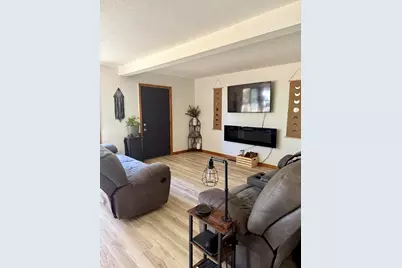 14750 Hilltop Drive, Cement City, MI 49233 - Photo 11