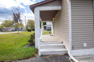 743 Hollister St, Pontiac, MI 48340 - Photo 11