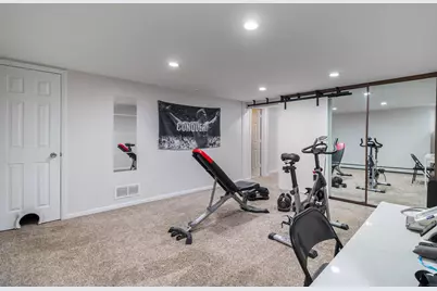 2146 Treehaven Drive, Kalamazoo, MI 49008 - Photo 25