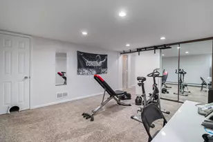 2146 Treehaven Dr, Kalamazoo, MI 49008 - Photo 25