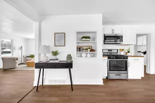 2621 Poe Ave SW, Wyoming, MI 49509 - Photo 13