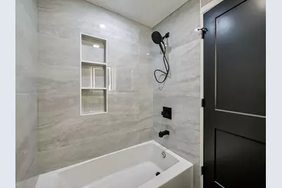 2431 Lothrop Street, Detroit, MI 48206 - Photo 31