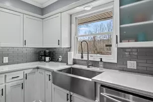 7654 N Sprinkle Rd, Kalamazoo, MI 49004 - Photo 15