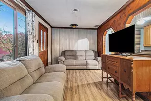 642 Gilman St, Garden City, MI 48135 - Photo 7
