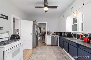 22 N Jefferson St, Zeeland, MI 49464 - Photo 7