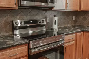 210 Market Pl, Benton Harbor, MI 49022 - Photo 19