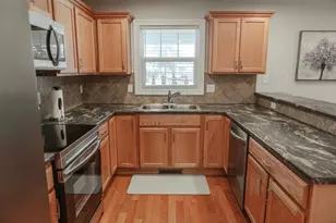 210 Market Pl, Benton Harbor, MI 49022 - Photo 15