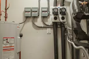 210 Market Pl, Benton Harbor, MI 49022 - Photo 75