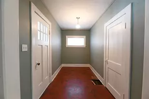 1345 Washington Ave, Grand Haven, MI 49417 - Photo 15
