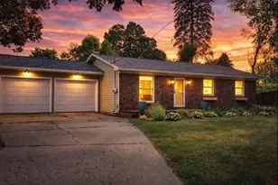 826 Morningside Ct, Lake Odessa, MI 48849 - Photo 1