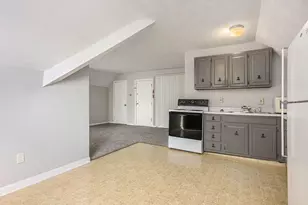 316 Stuart Ave, Kalamazoo, MI 49007 - Photo 9