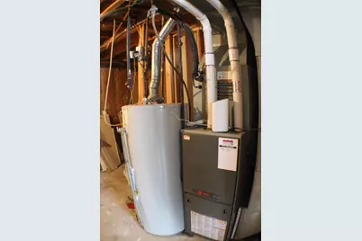 2212 Aurora Drive, Jackson, MI 49203 - Photo 17