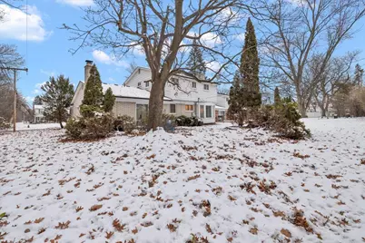 18971 El Dorado Place, Lathrup Village, MI 48076 - Photo 9