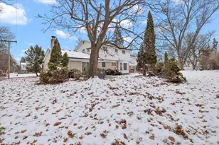 18971 El Dorado Pl, Lathrup Village, MI 48076 - Photo 9