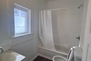 910 Prince St SE, Grand Rapids, MI 49507 - Photo 9