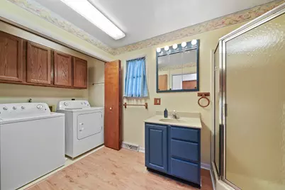 912 Halstead Boulevard, Jackson, MI 49203 - Photo 11