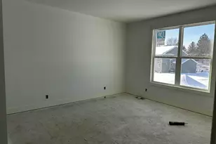 581 Waterford Village Dr NW, Grand Rapids, MI 49534 - Photo 5