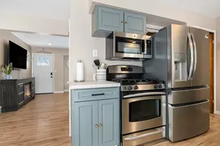 1714 Providence St NE, Grand Rapids, MI 49525 - Photo 7