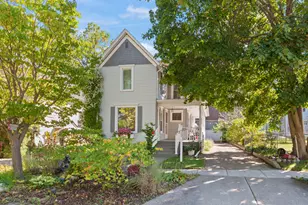 612 N Clinton St, Adrian, MI 49221 - Photo 1