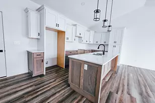 246 Glei Ct, Hillsdale, MI 49242 - Photo 7