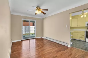 1302 Elmwood Ave, Jackson, MI 49203 - Photo 7